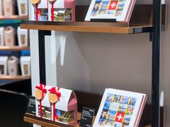 -Laderach 莱德拉(上海环贸iapm店)