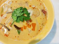 冬阴功-邢泰记