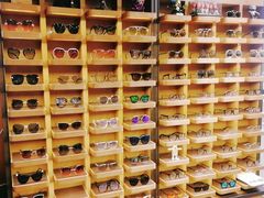 -肆兮眼镜·蔡司·徕卡战略合作店(大坪店)