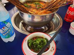 -牛华周记麻辣烫起源店
