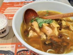 野山菌土鸡米线-云味馆·云南菜·云南米线(景田店)