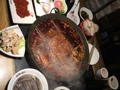 -纸盐河码头火锅(十八梯店)