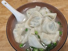 菜肉大馄饨-常鲜德乐购迎桂馒头店(麻巷公寓店)