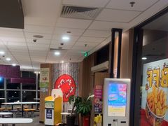 -麦当劳(莘松路芭比伦DT店)
