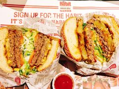 -The Habit Burger Grill 哈比特汉堡(复兴soho店)