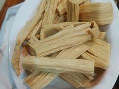 -三里屯土灶炖公鸡地锅鸡(江东店)