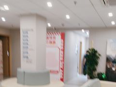 -上海和平眼科医院
