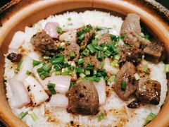 黑椒牛肉煲仔饭-汤城小厨•粤菜•靓汤(苏州街店)