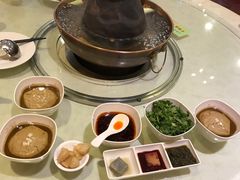 -满旗楼 北京烤鸭·涮羊肉火锅(武昌店)