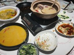 -聚汇三少·龙虾·中餐厅(莫邪路新天地店)