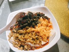 皮蛋豆腐-洪齐林老镇