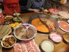 -萍姐火锅·公路夜市(武汉首店)