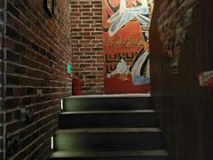 -香巴拉云南餐厅(华莱坞店)