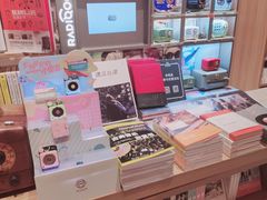 -百新书局(尚悦湾店)