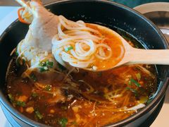 小锅米线-胡麻(静安嘉里店)