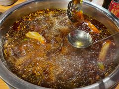 -肖肖酸萝卜鱼火锅(总店)