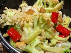 -九道菜有鸡鱼头(石鼓路店)