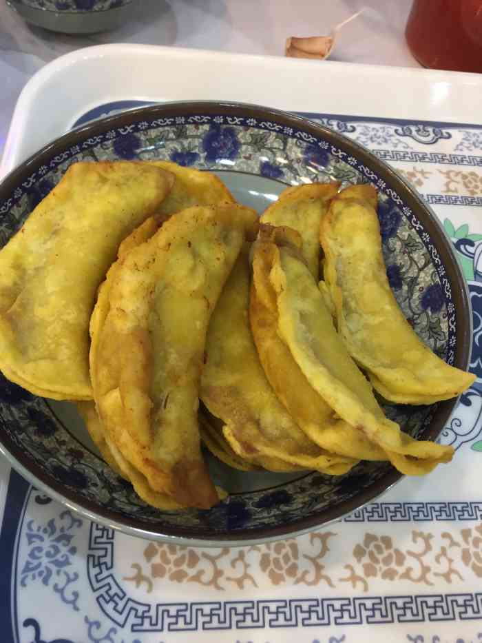 七家湾牛肉锅贴(建宁路店)-"离家不远,锅贴做的很不错,喜欢,经常吃!