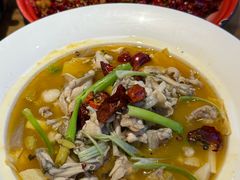 -严记小天府酸菜鱼(西四路店)