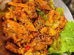 鱿鱼炒五花肉-富乐满韩国正宗炸鸡韩国料理(虹泉路店)