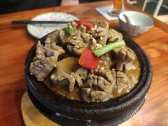 石锅手打牛肉丸-潮堂(环球金融中心店)