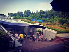 -UNI UNI(环亚凯瑟琳店)