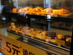 面包甜点陈列柜-麦当劳(百利广场店)