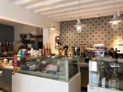 -明匠曲蛋糕西点屋(穗花新村店)