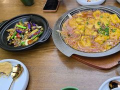 -云海肴·汽锅鸡·云南菜(天山百盛优客店)