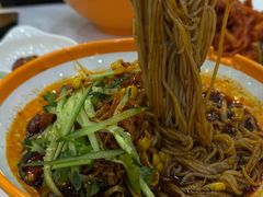 -三姐妹冷面馆(保卫路店)