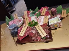 -铭牛烧肉·和牛海鲜自助(高新月牙湖店)