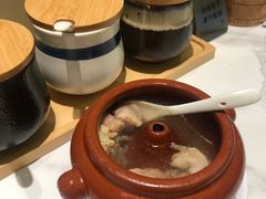 -新世界·过桥米线宴