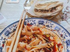 -陕味食族油泼面·小炒盖码面(双榆树店)