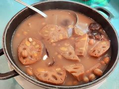 章鱼煲淋酿莲藕-六婶西关小厨(光塔路店)