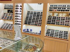 -东方眼镜(凉城路店)