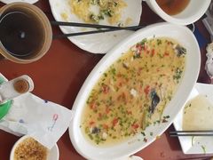 四明湖鱼头-品雅轩农家乐