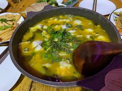 -东家小院金汤酸菜鱼(南阳路店)