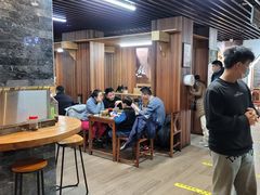-亮亮面馆(经六路店)