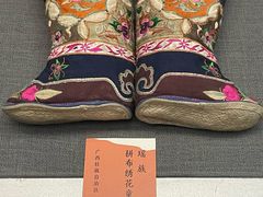 -北京服装学院民族服饰博物馆