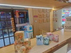 -霸王茶姬(南强街店)