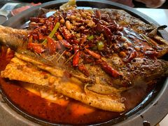 -鸣记脆皮烤鱼·海鲜烤鱼(三八广场店)