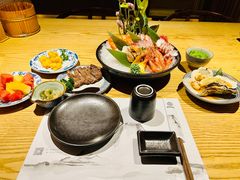 -枝魯枝魯自助料理