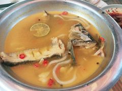 -隔壁老王·家常云南菜(花巷店)