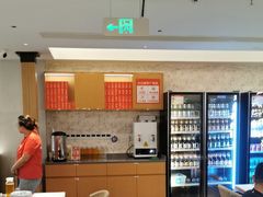 -肥肥虾庄·金牌油焖大虾(汉口城市广场店)