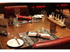 -恰餐厅及酒吧 CHAR Bar & Grill (北京丽都皇冠假日店)