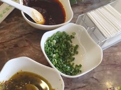 -鲁朗纳麦石锅鸡庄园