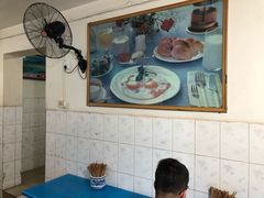 大堂-刘老虎肉丸糊辣汤(总店)