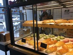 德国腊肠犬-面包和茶(万联店)