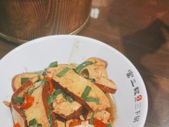 -富正毅三下锅·湘西韵味(天门山索道店)