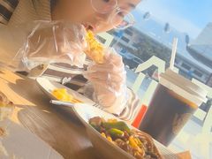 -必胜客(WOW中央公园店)